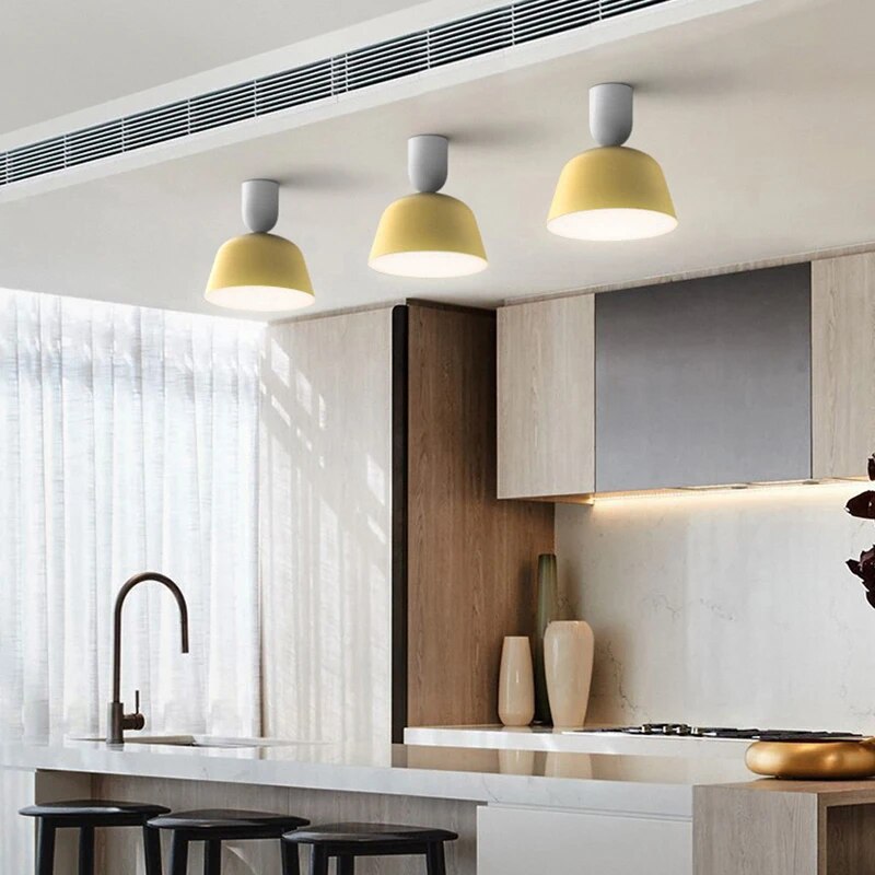 Plafonnier LED nordique en métal - Style Moderne