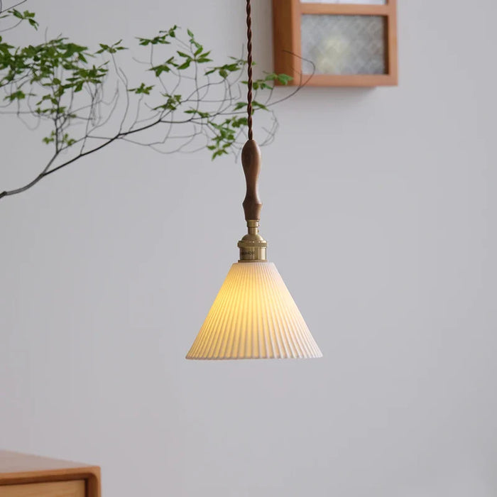 Lustre Nordique Vintage en Céramique et Laiton - Luminaire Suspendu