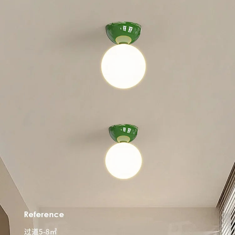 Plafonnier style médiéval Bauhaus pour une déco d'entrée unique