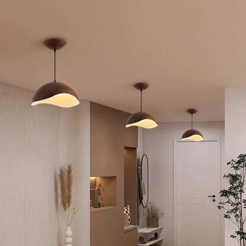 Lustre en fer grain bois nordique avec LED
