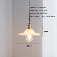 Suspension Nordique Vintage en Verre et Laiton de Luxe.