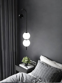 Lustre LED en Fer et Verre pour une Décoration Intérieure de Style.