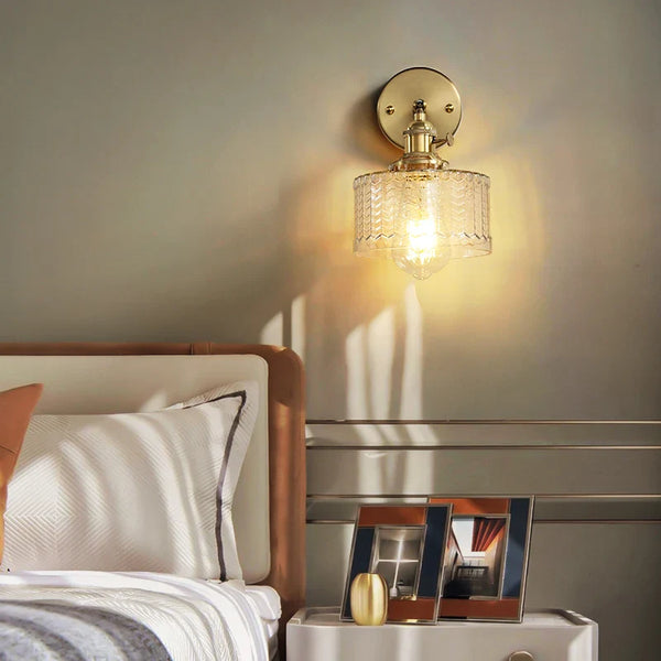 Applique murale nordique en cuivre avec abat-jour en verre LED de style créatif