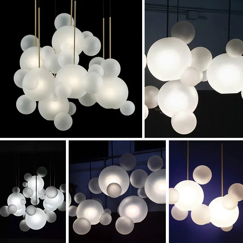Lustre moderne en verre laiteux avec LED suspendue.
