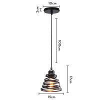Suspension Vintage en Fer Forgé pour un Intérieur Moderne
