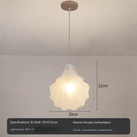 Suspension LED moderne pour une ambiance chaleureuse.
