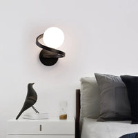 Applique murale design en verre noir et or