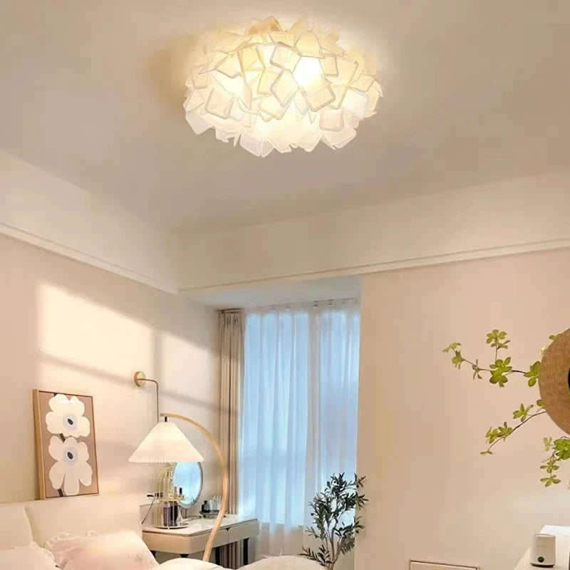 Plafonnier LED Romantique "Fleur de Luxe" Dimmable avec Télécommande PVJ