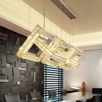 Lustre design carré en cristal doré moderne.