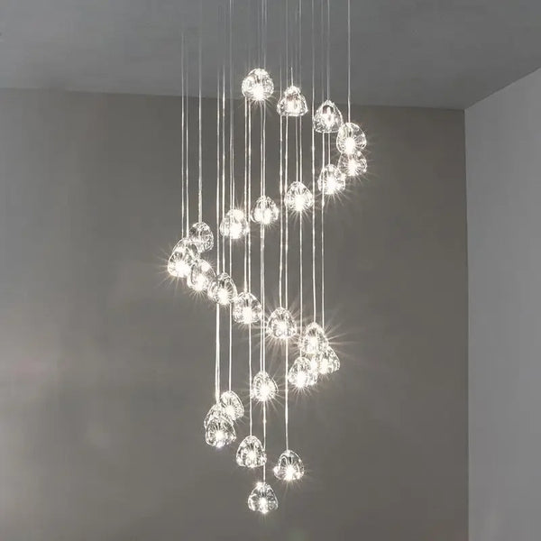 Lustre en cristal rotatif pour un design élégant et moderne