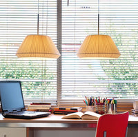 Lustre nordique en tissu moderne avec suspension chaleureuse et minimaliste
