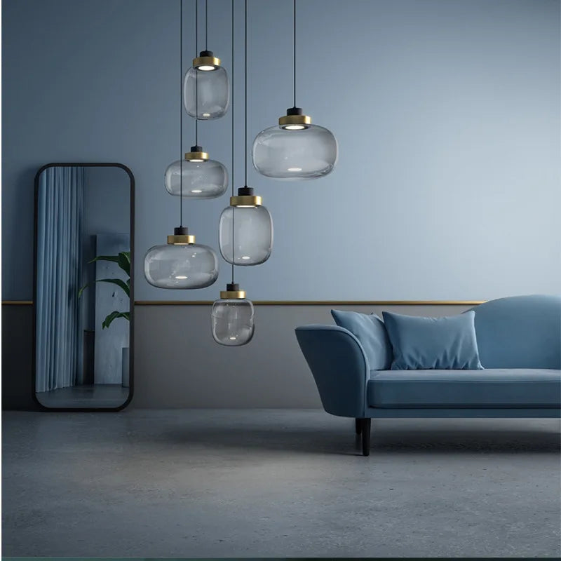 Suspension LED nordique contemporaine.