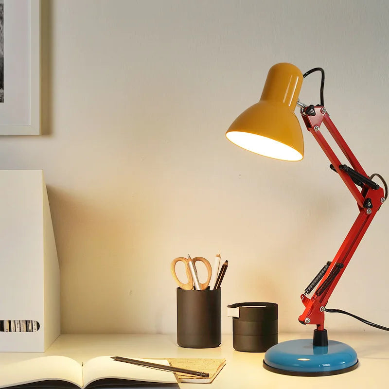 Lampadaire de croissance mécanique amélioré avec bras télescopique ultra-long