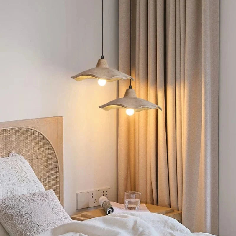 Suspension design grise Japonaise avec vent silencieux