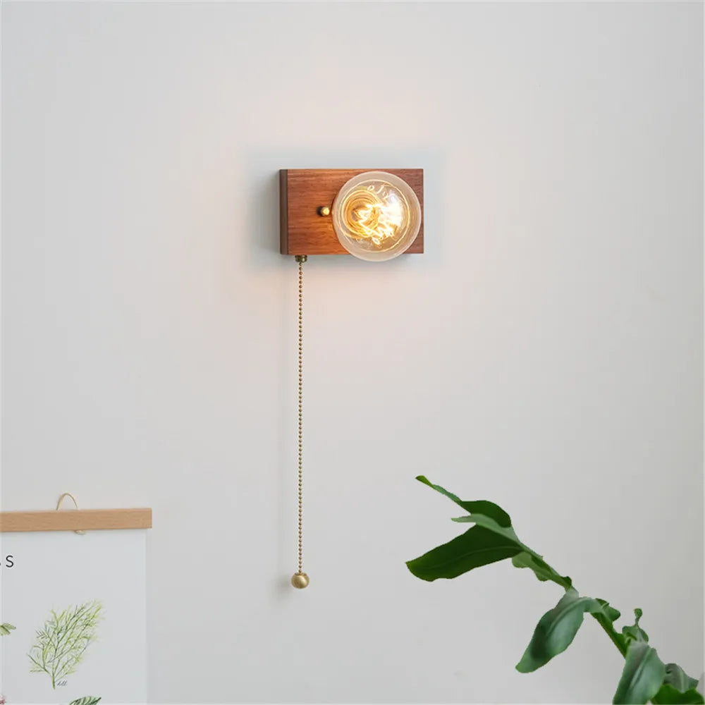 Applique Murale Vintage en Noyer Edison avec Interrupteur à Tirette - Édition Limitée