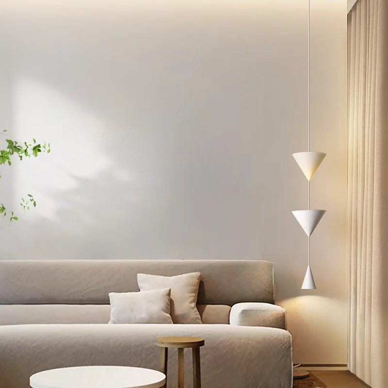 Lustre suspendu moderne à cône pour chambre à coucher avec LED noir et blanc