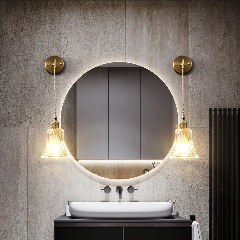 Applique murale nordique en laiton avec miroir en cristal nordique