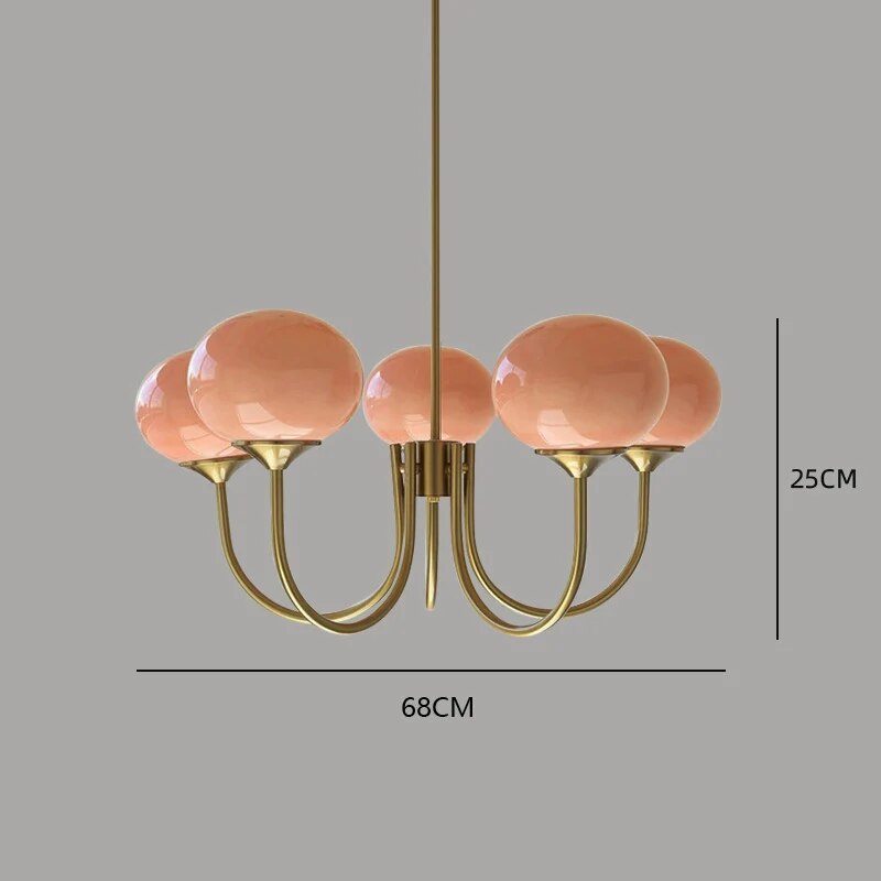 Lustre nordique doré.