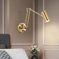 Applique murale LED SwingLight : bras télescopique, interrupteur intégré, design intérieur unique
