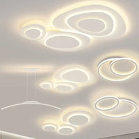 Plafonnier LED minimaliste au design contemporain