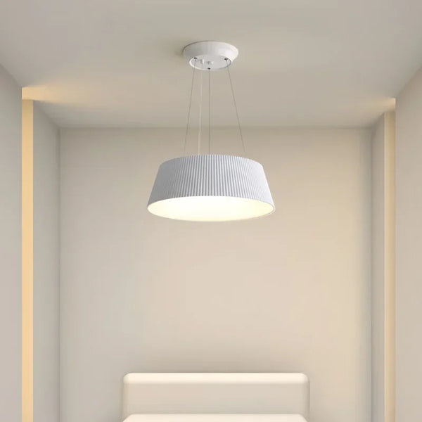 Lustre Nordique Moderne à LED pour un Intérieur Épuré