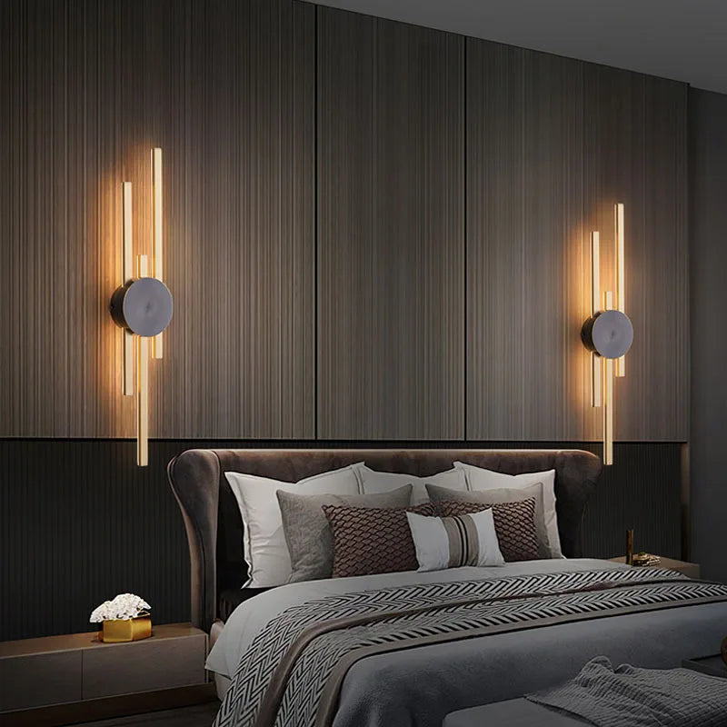 Applique murale LED minimaliste en laiton pour restaurant chic