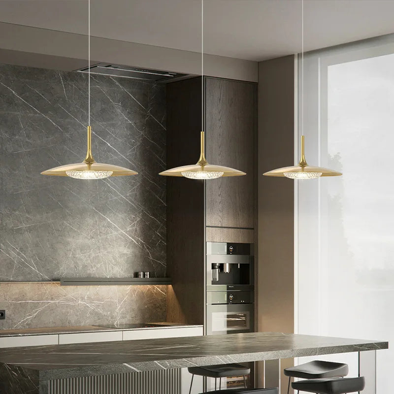 Lustre Moderne Cuivre LED - Élégance illuminée