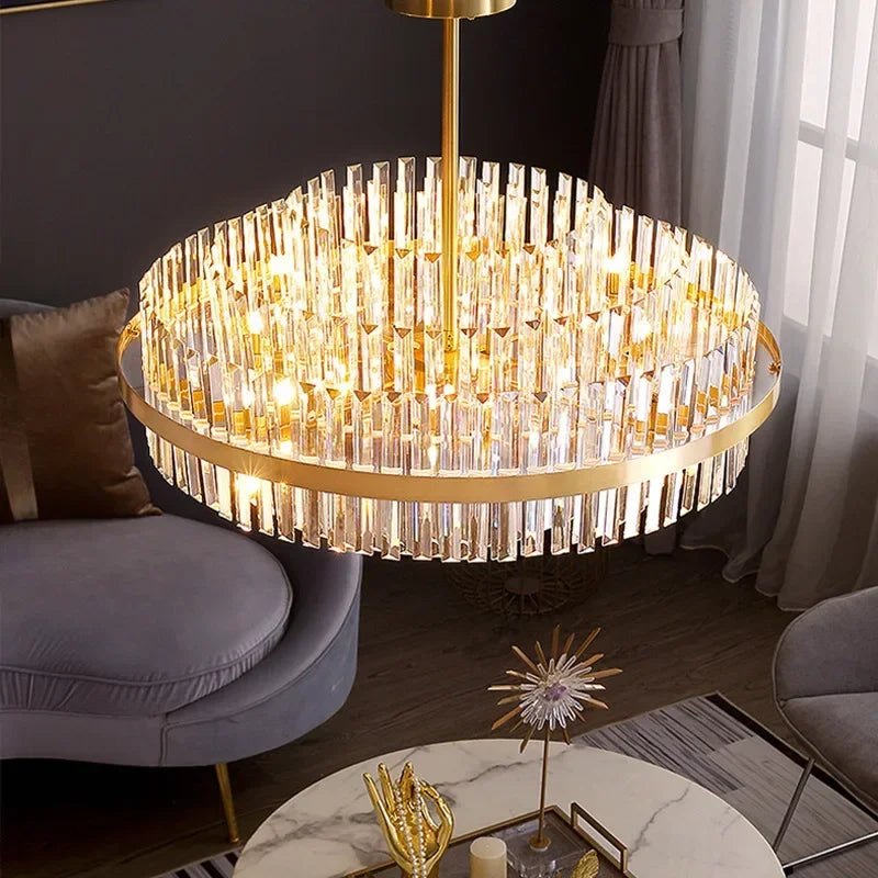 Lustre de luxe en cristal pour une décoration d'intérieur haut de gamme