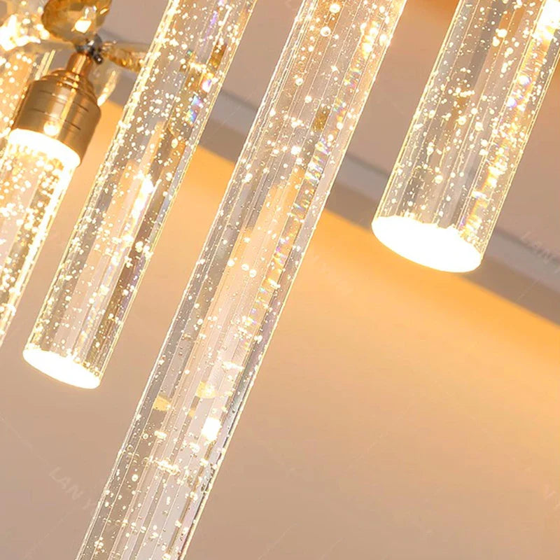 Suspension luxueuse en cristal.