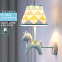 Applique Murale Licorne LED - Décor Nordique Anime