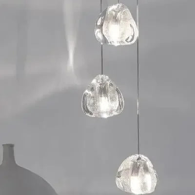 Lustre en cristal rotatif pour un design élégant et moderne