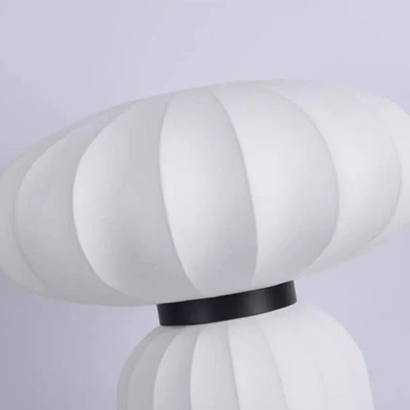 Lampe de table en soie Wabi-sabi - Éclairage design pour salon et chambre