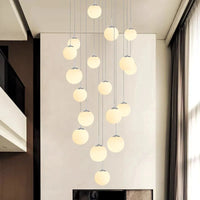 Suspension luminaire nordique pour éclairer l'intérieur de votre escalier.