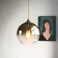 Suspension boule moderne en verre avec éclairage LED
