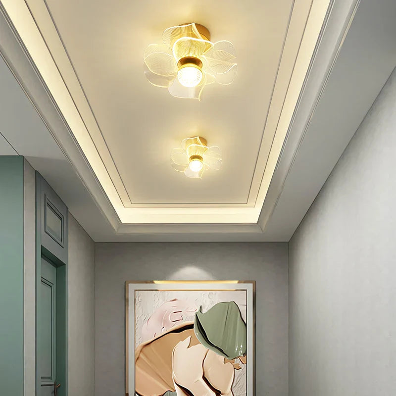 Lustre de luxe nordique minimaliste avec suspensions en cristal Nordic Luxe