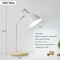 Lampe de table LED pour enfants en bois et fer forgé.