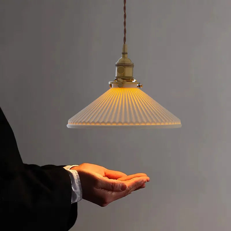 Suspension Vintage en céramique et cuivre au design nordique