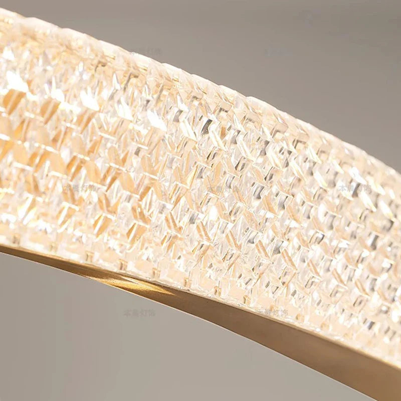 Lustre LED design moderne pour une décoration d'intérieur tendance