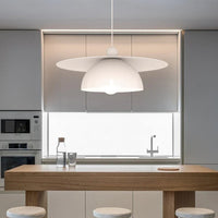 Suspension nordique minimaliste pour bar et café