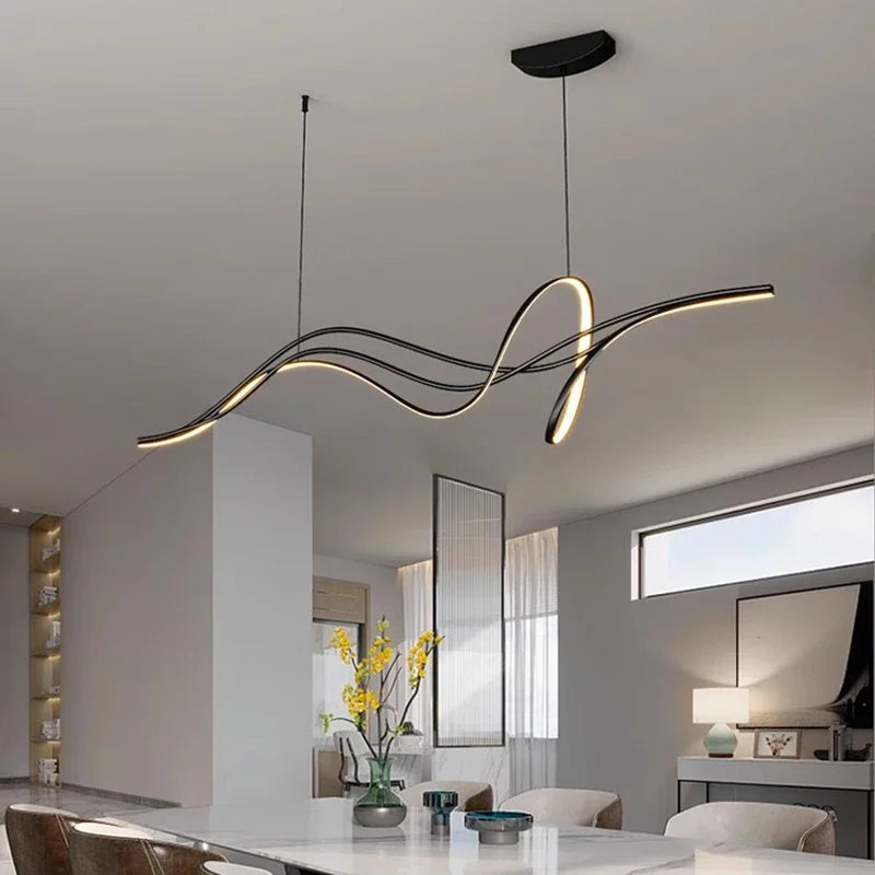 Lustre LED design à intensité variable pour éclairage intérieur.