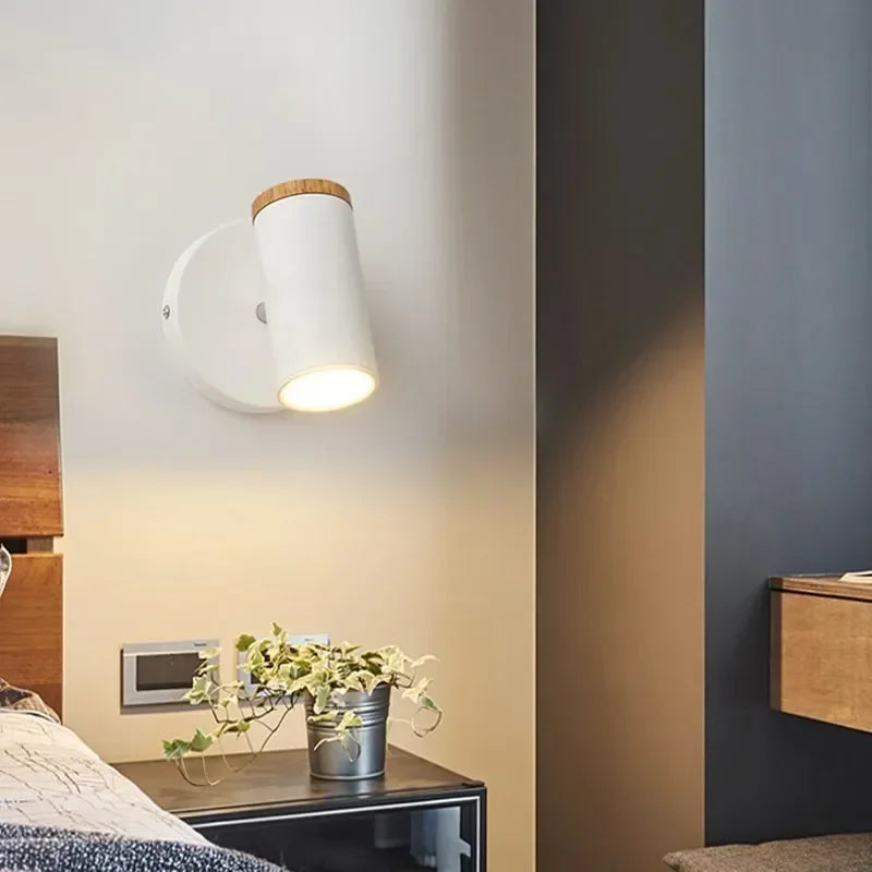 Lustre télescopique en bois oscillant pour une décoration intérieure design