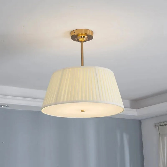 Plafonnier nordique en tissu et cuivre Joliment Simple