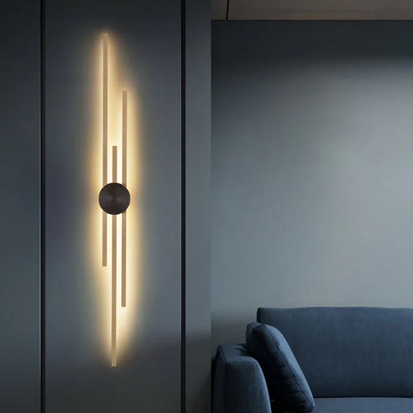 Applique murale LED minimaliste en laiton pour restaurant chic