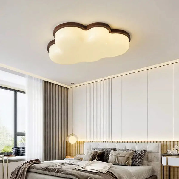 Plafonnier nordique en bois massif pour une chambre à coucher élégante