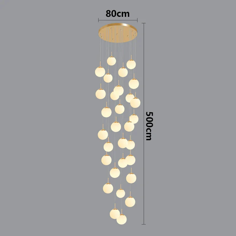 Suspension luminaire nordique pour éclairer l'intérieur de votre escalier.