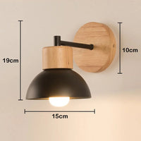Applique murale nordique en bois avec abat-jour métal