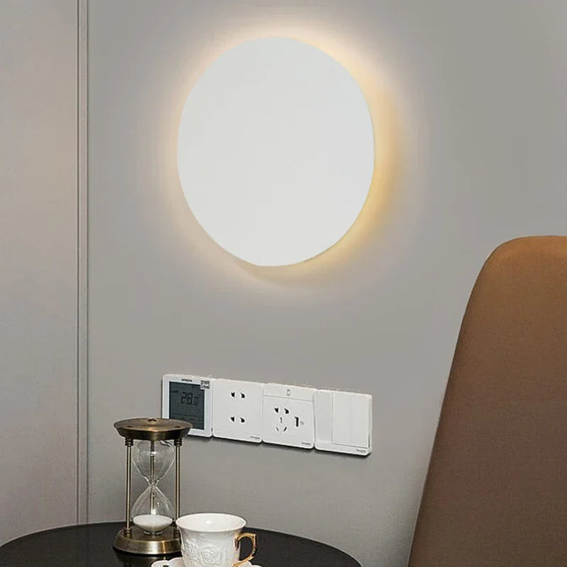 Applique murale LED minimaliste colorée pour maison et salon