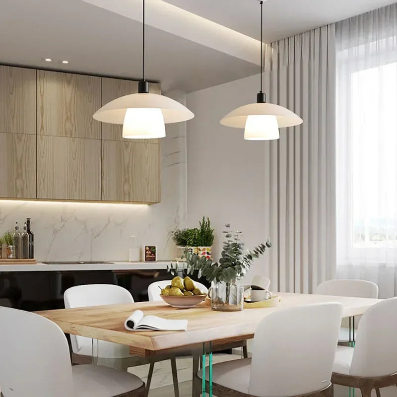 Suspension japonaise moderne pour une déco intérieure raffinée