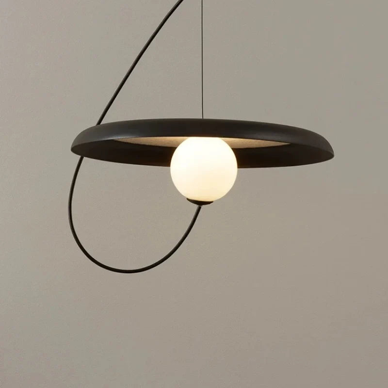 Suspension nordique élégante et épurée