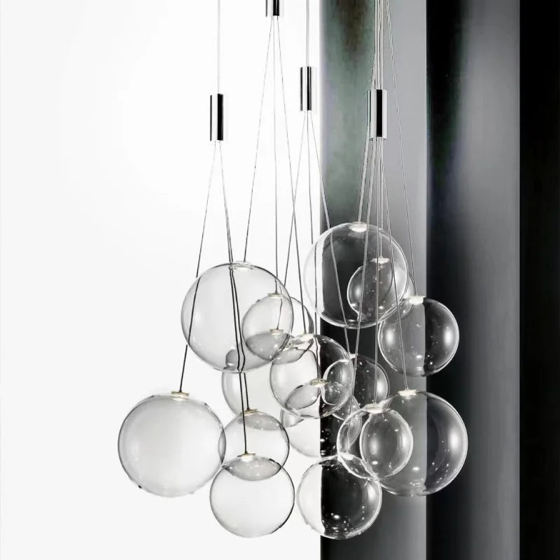 Suspension LED en boule de verre design chrome modern.